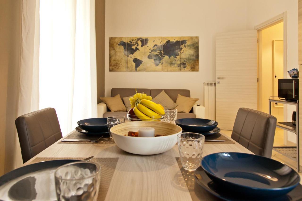Le Corti Di Napoli Apartments ภายนอก รูปภาพ